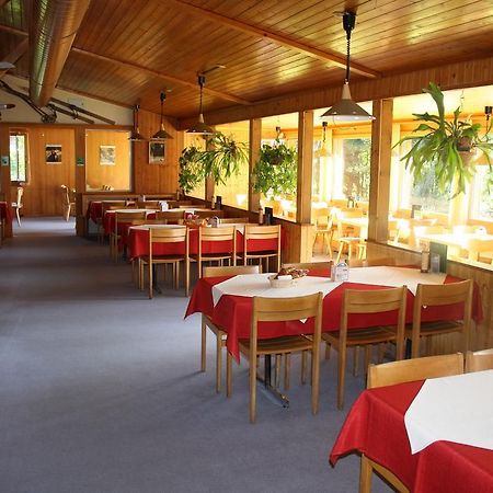 Hostel Sporti Grusch Exteriér fotografie