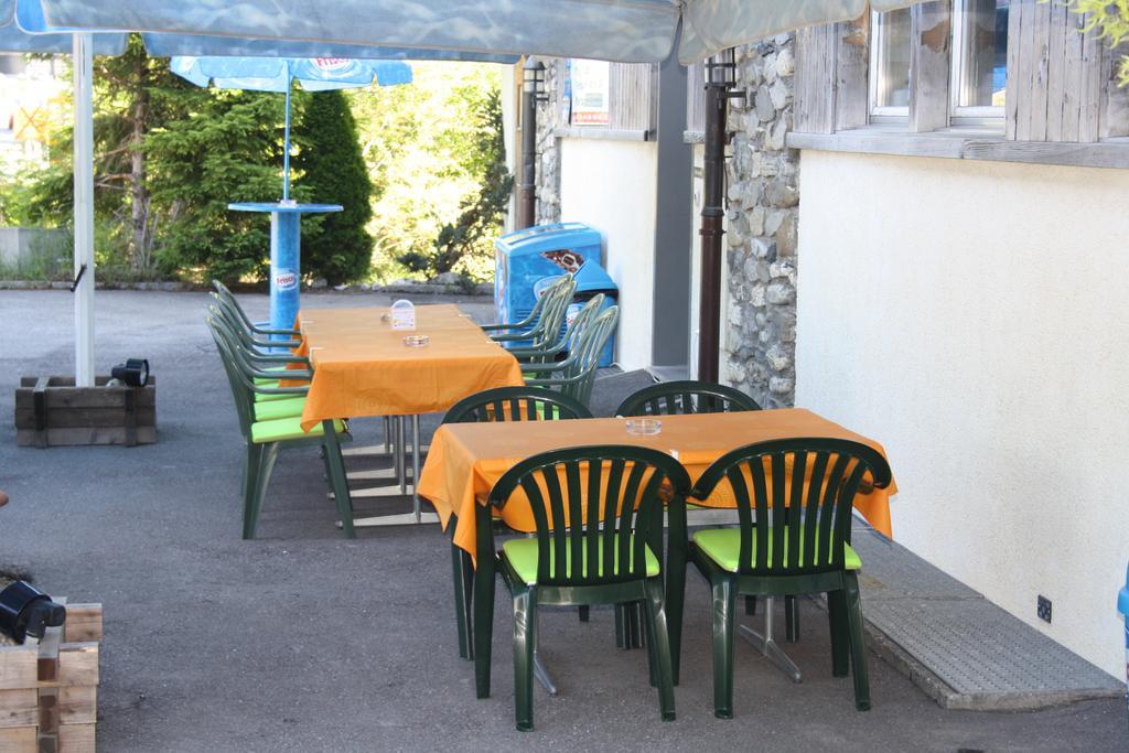 Hostel Sporti Grusch Exteriér fotografie