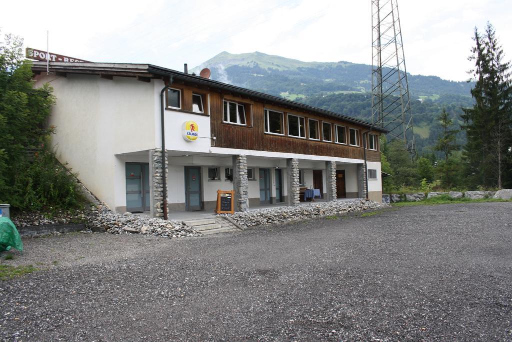 Hostel Sporti Grusch Exteriér fotografie
